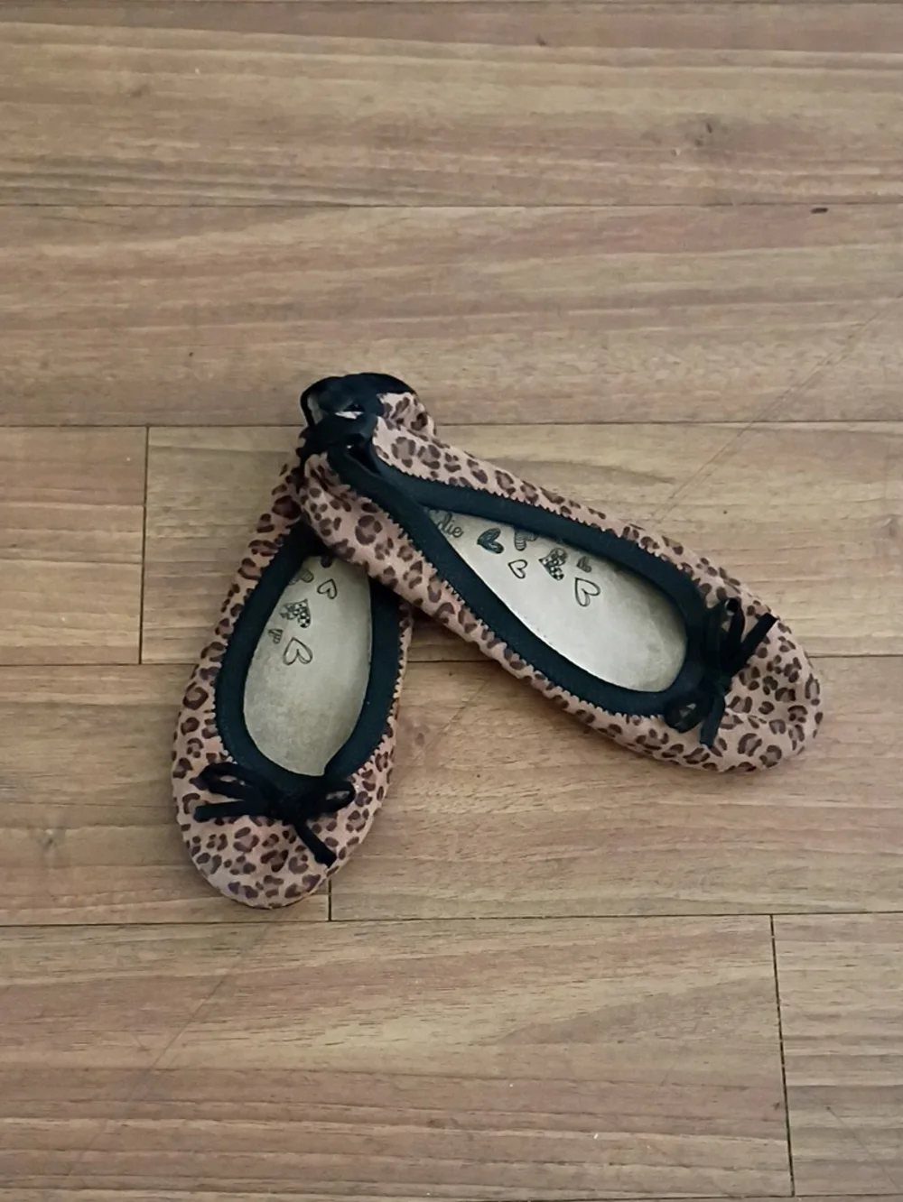Sam&Edie Girl's Cheetah Print Ballet Flats Size 5